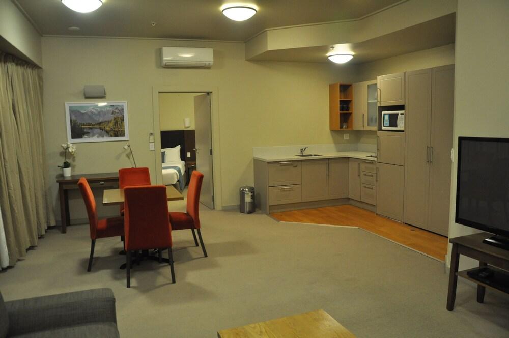 Vr Takapuna Auckland Ngoại thất bức ảnh A typical apartment at the hotel