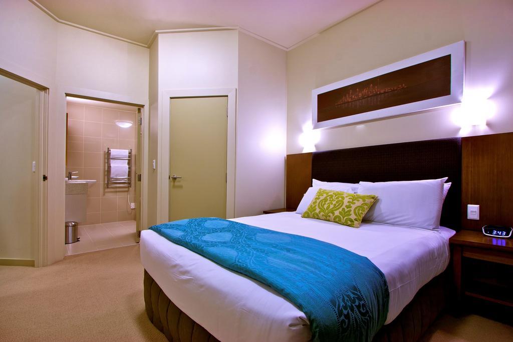 Vr Takapuna Auckland Ngoại thất bức ảnh A bedroom at the hotel