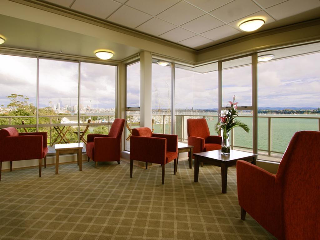 Vr Takapuna Auckland Ngoại thất bức ảnh The lounge at the airport